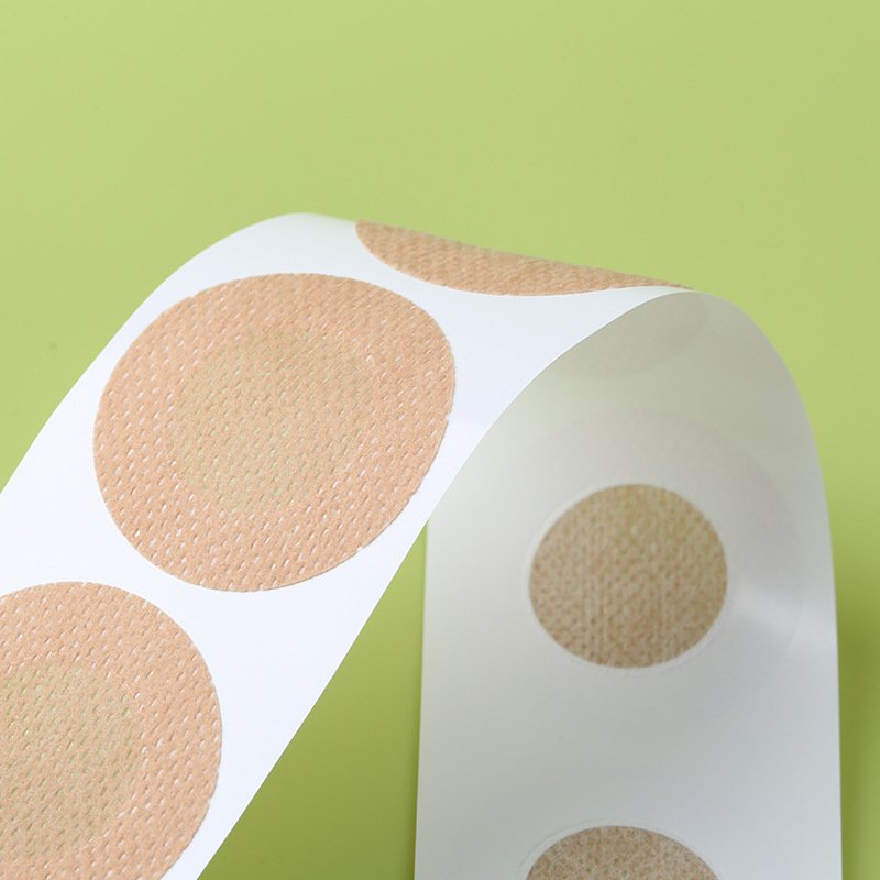 In stock wholesale disposable non-woven breast stickers breathable seamless invisible chest stickers men's nipple stickers anti-exposure chest stickers