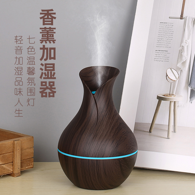 Factory wholesale 200ML small vase aromatherapy machine portable usb car air conditioning humidifier mini humidifier