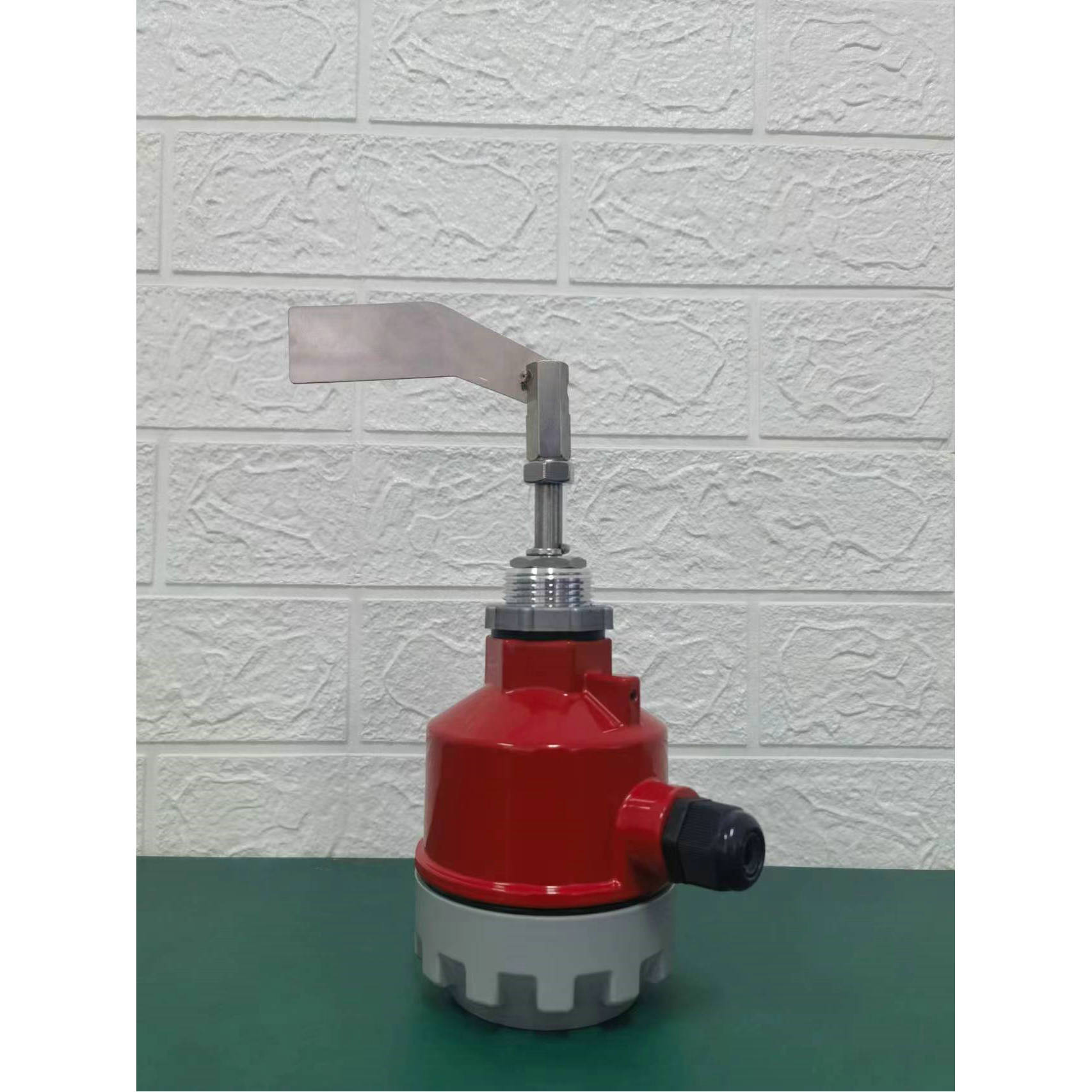 Threaded Type Rotary Level Switch Level Controller with Blade-Shaped Material Level Gauge Made of Stainless Steel