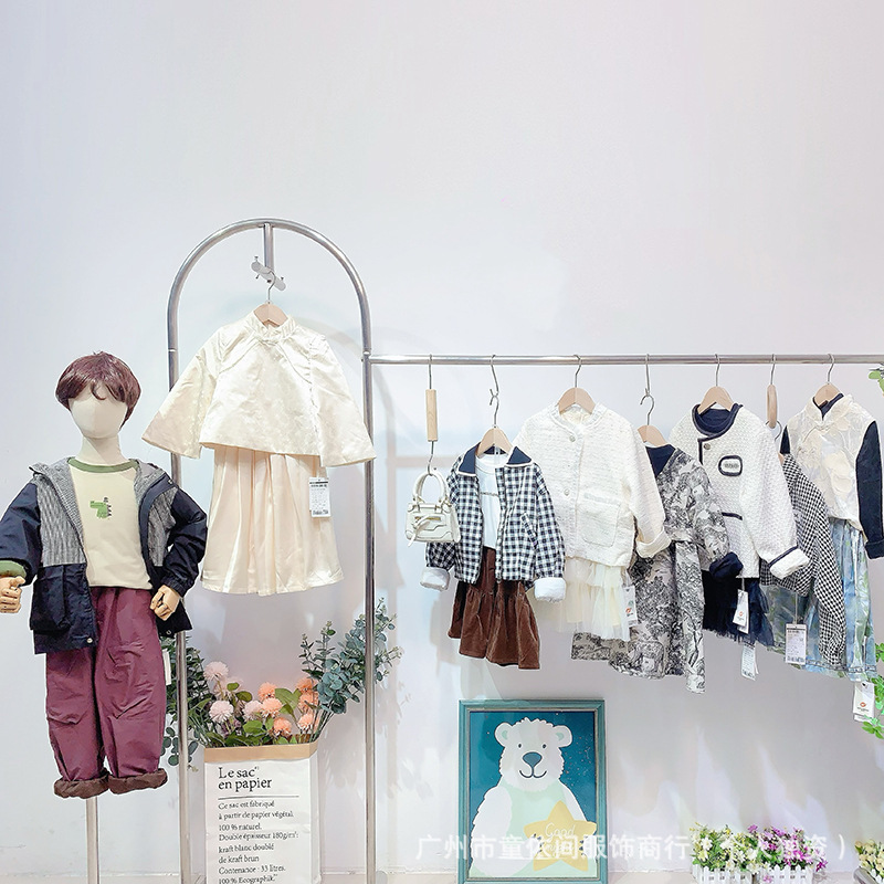 Коллекция осень Luoxiaomi Huzhou Zhili Детская одежда Прямой источник Распродажа брендовой детской одежды Покупка в физическом магазине