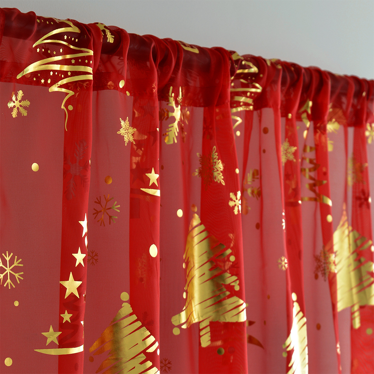 Fabric in Stock Wholesale Single Roll Trilobin Snowflake Christmas Curtain 300cm 45Gsm Element Full Blackout