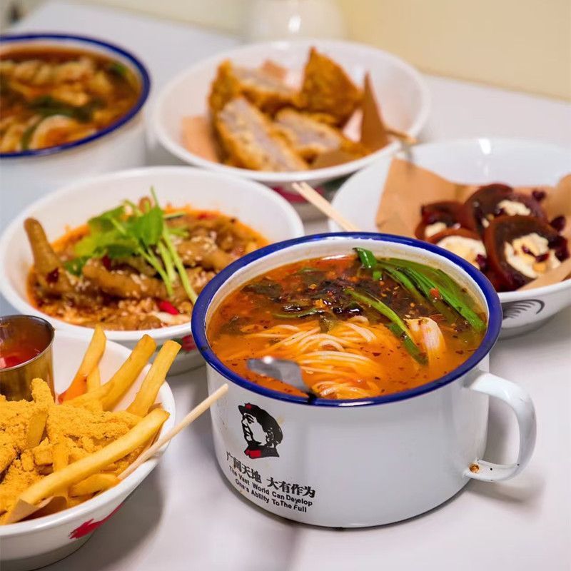 Old-Fashioned Enamel Rice Bowl, Available in Yellow and White Colors, Solid Color, Nostalgic Quote, Can Be Engraved with Logo, Suitable for Noodle Soup and Spicy Hot Pot