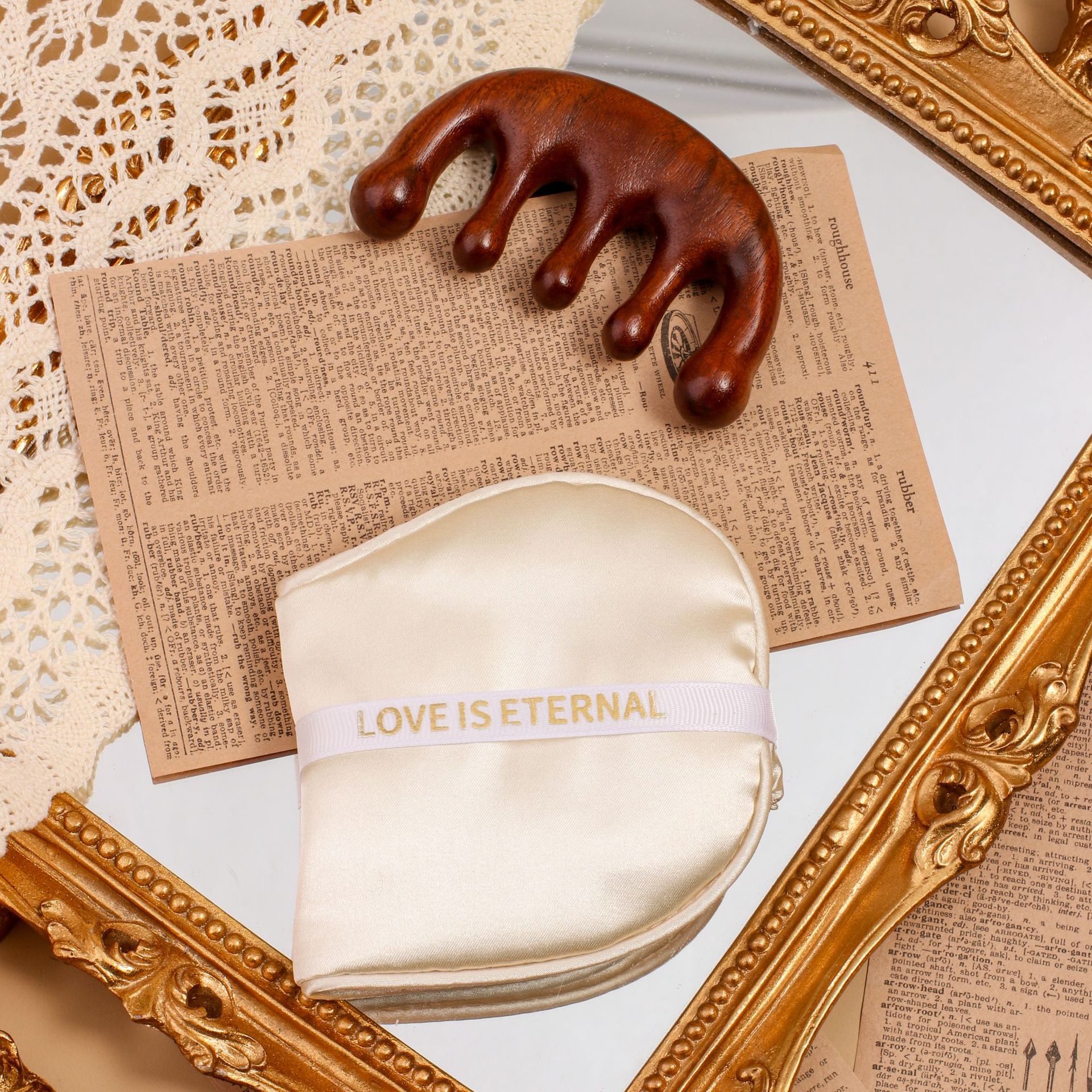 High-grade simple eye mask beauty industry companion gift bridesmaids send girlfriends girlfriend companion gift inside high-grade practical small gifts