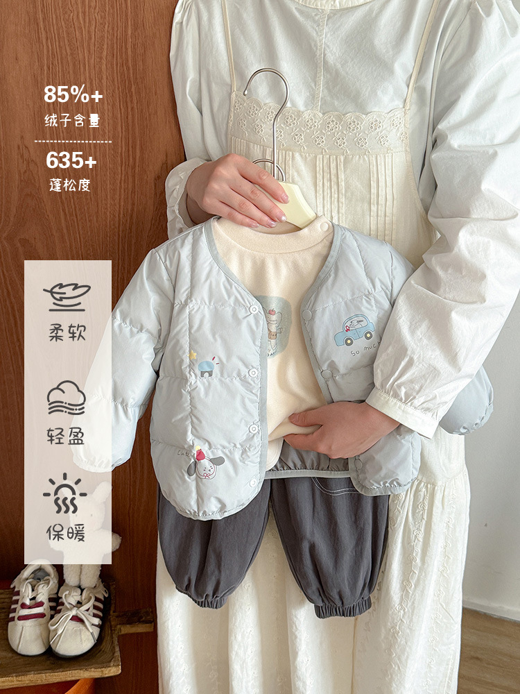 Baby Boy's Lightweight down Jacket, New Autumn and Winter Style, Infant 90% down Outerwear, Boys' White Duck down Jacket, Class a