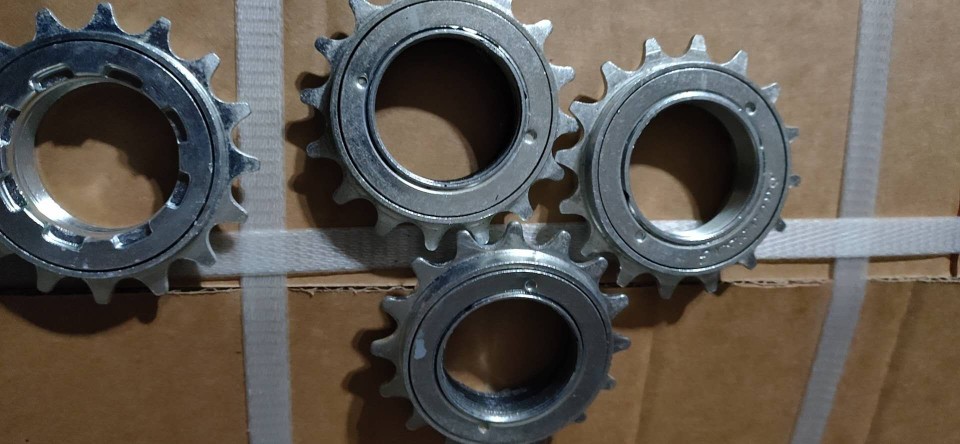 , factory wholesale 16 teeth inch yellow silver flywheel 12 teeth flywheel more purchase discount