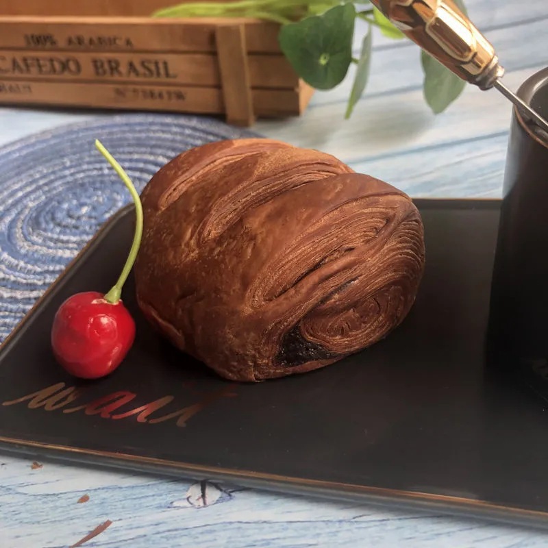 Trendy Breakfast Bread Chocolate Heart Wholesale Snacks Daoxiangcun Steamed Cake Dirty Whole Box Bread Pastries