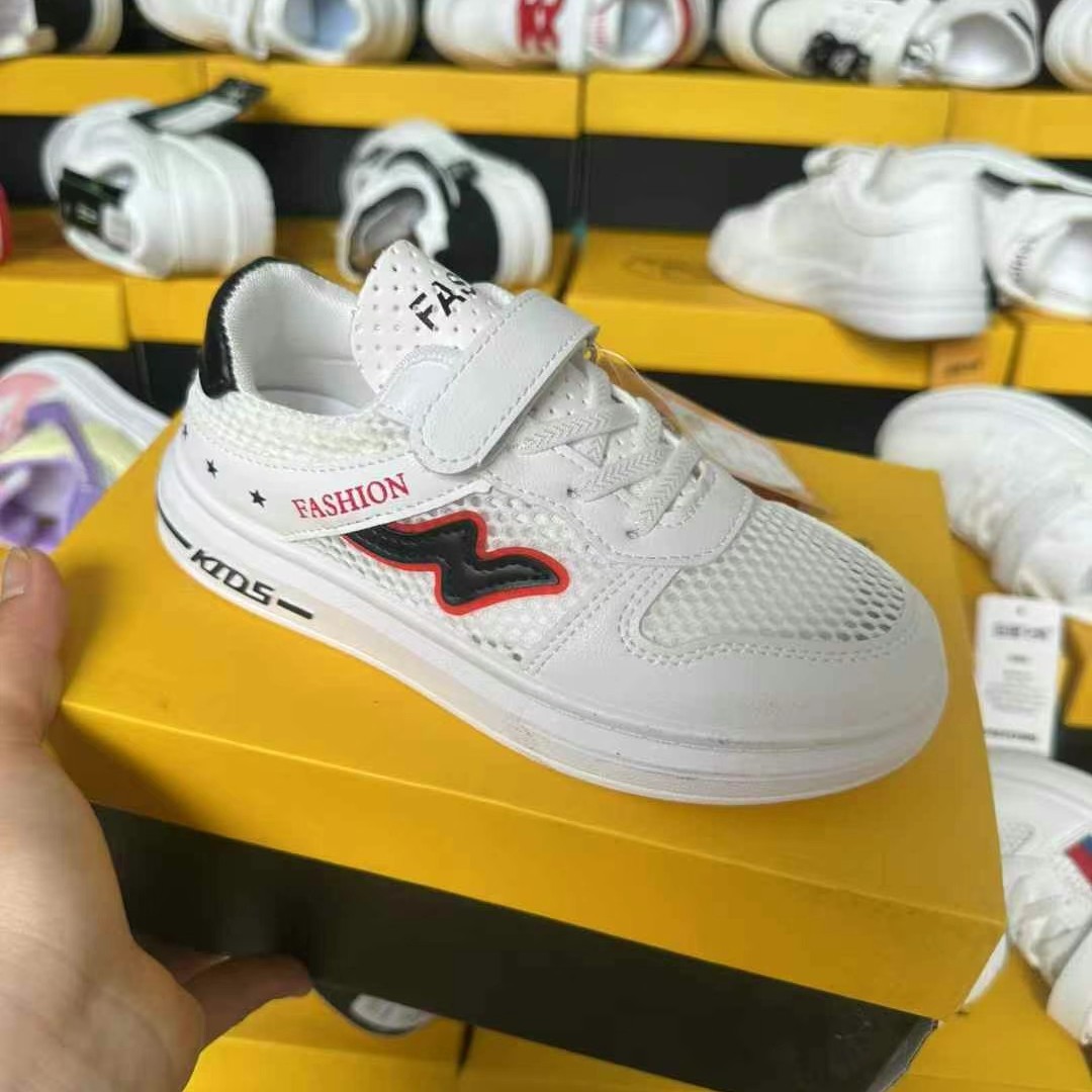 2024 Spring Children's Casual Shoes Brand Clearance Stock Assorted Models Faux Leather White Shoes End-Of-Stock Inventory