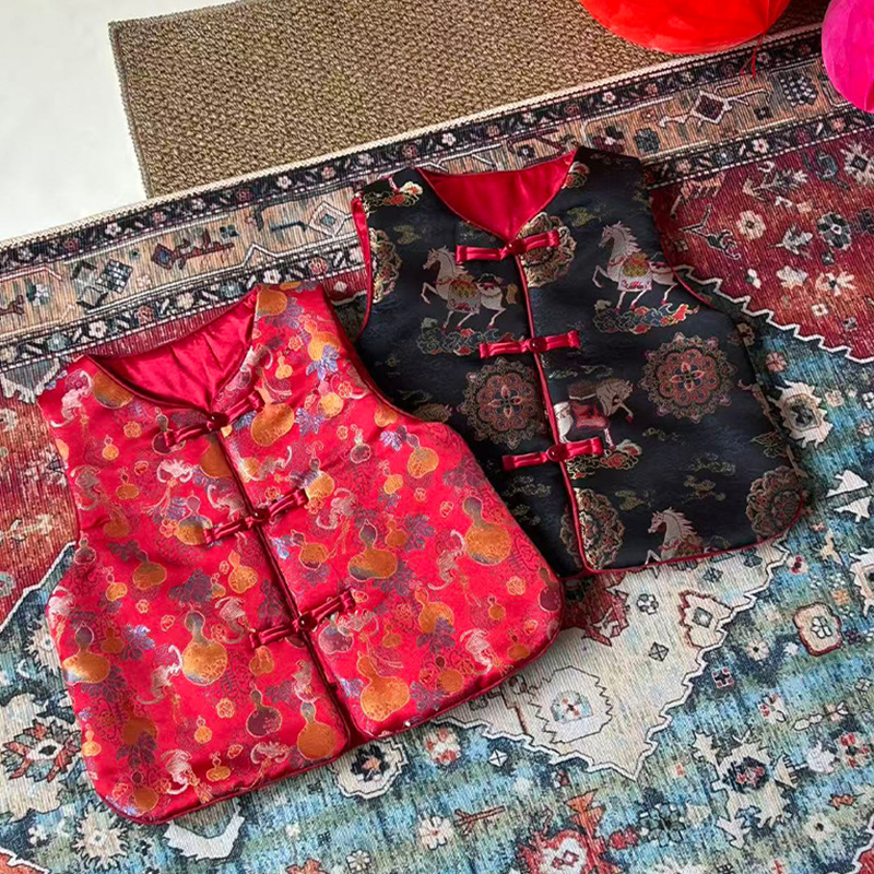 Boys' Hanfu Suit Winter Children's Retro Tang Suit Gold Silk Jacquard Quilted Vest New Year Outfit Warm Jacket