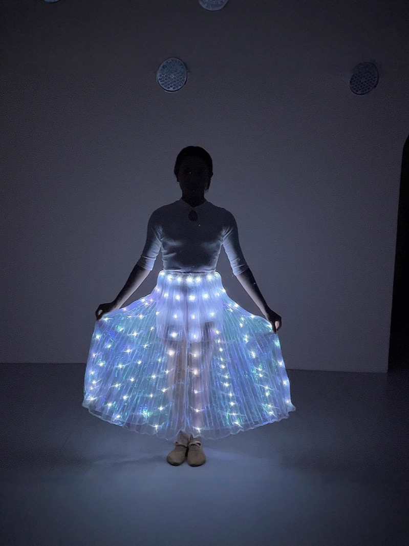 Led Luminous Skirt White Rechargeable Pleated Large Swing Stage Costume Props Belly Dance Performance Costumes European and American Style
