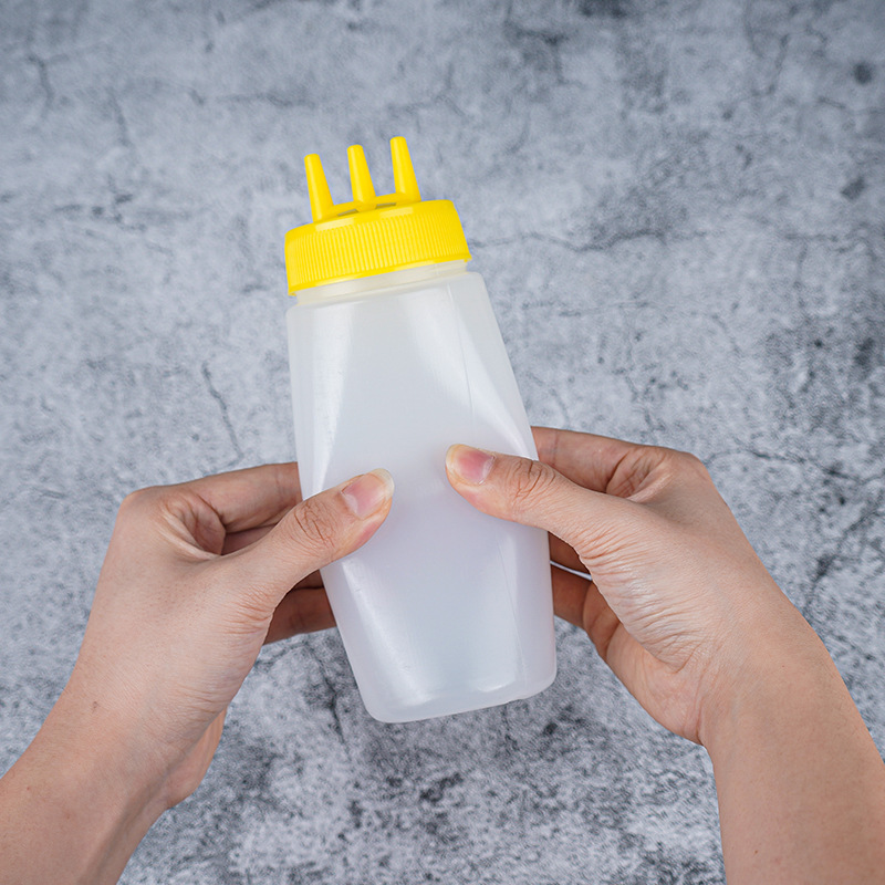 Amazon Kitchen Supplies Seasoning Bottle Salad Dressing Press-Type Squeeze Bottle Plastic Squeeze Sauce Bottle Kitchen Seasoning Bottle