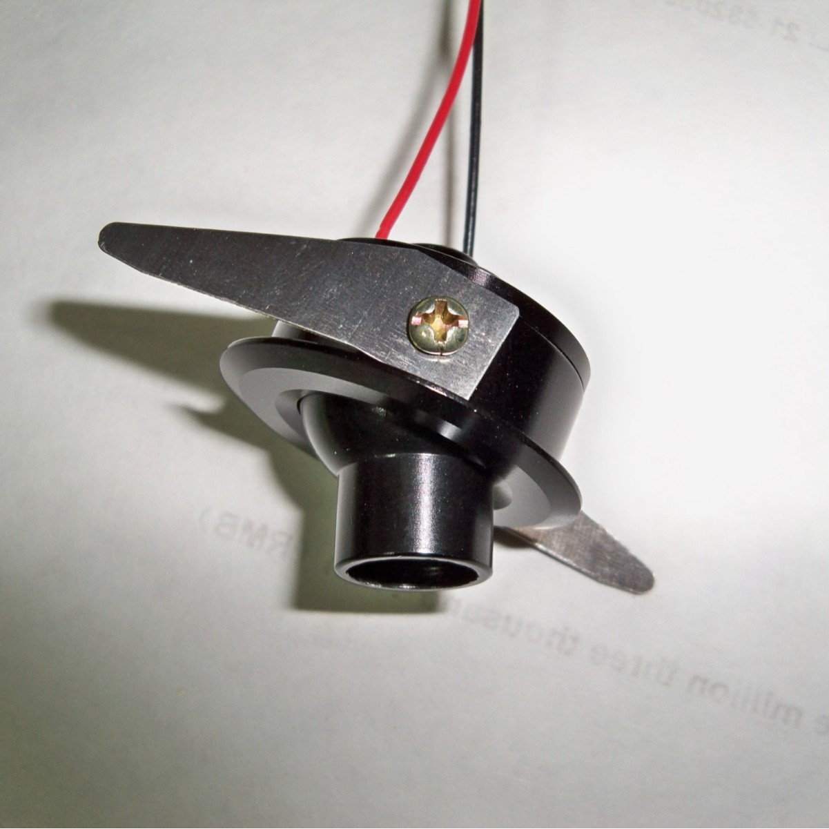 Коммерческое освещение для долгосрочного использования в промышленности, концентрированное освещение, стабильные и надежные светодиодные прожекторы