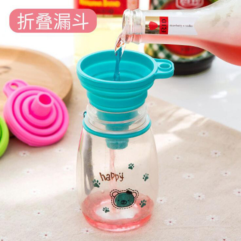 Spot Silicone Funnel Telescopic Mini Portable Folding Oil Funnel Compression Storage Kitchen Supplies Silicone Funnel