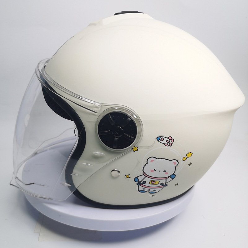 Wholesale Adult and Children's Helmets for All Seasons, Autumn and Winter Paint, Boys and Girls, Battery Car, Electric Car Safety Helmet, Half Helmet