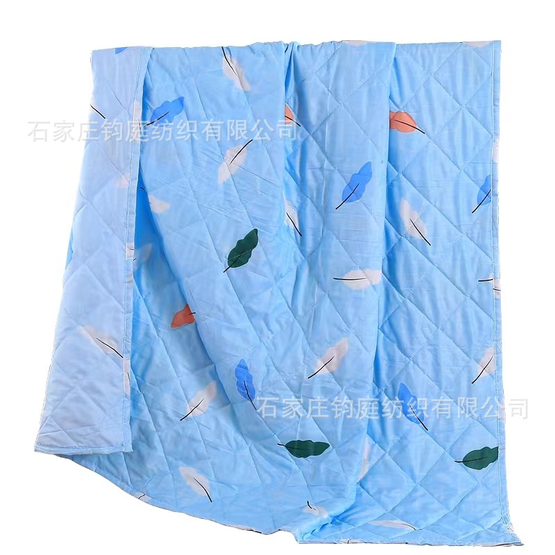 [50% off Big Sale] Summer Cooling Quilt Air Conditioning Quilt Thin Quilt Children Can Be Machine Washed Single or Double Plaid and Breathable