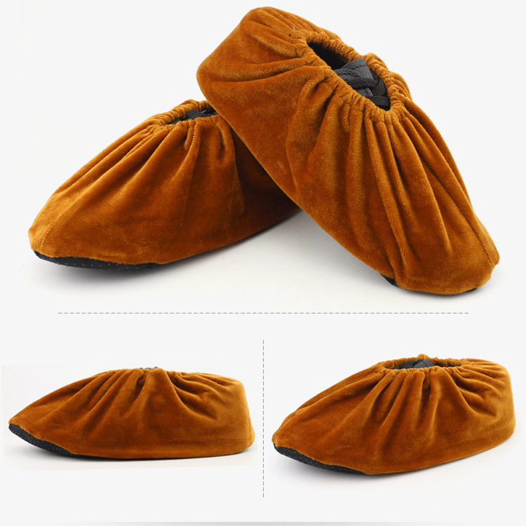 A Fleece Shoe Cover Thickened Household Indoor Adult Model Room Anti-Slip Bottom Cloth Shoe Cover Repeatedly Washable for Adults and Students