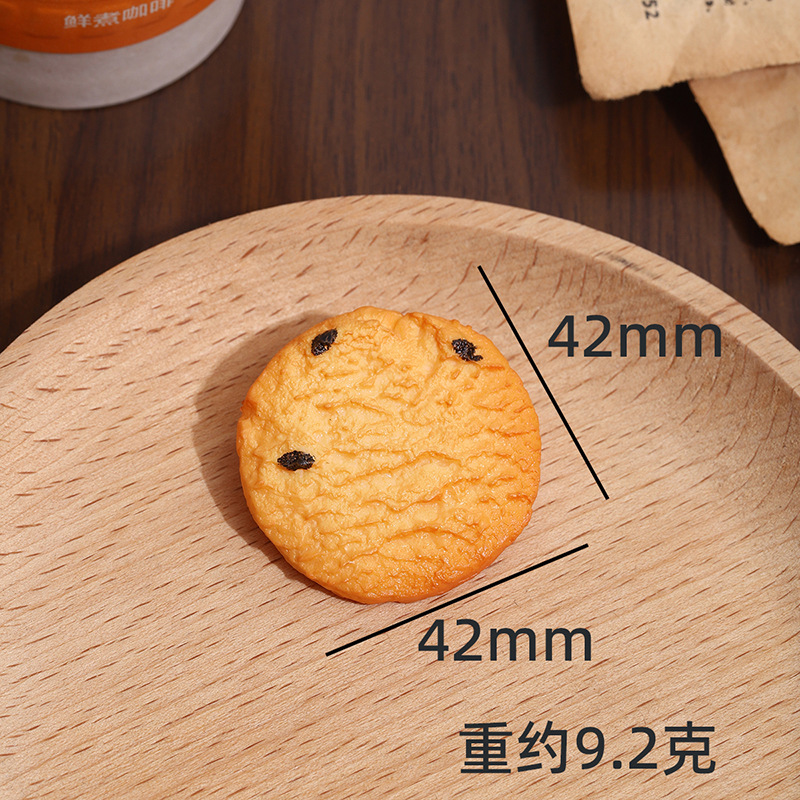 Simulation Cookie Studio Photography Model Pvc Mini Cranberry Crown Cookie Wholesale