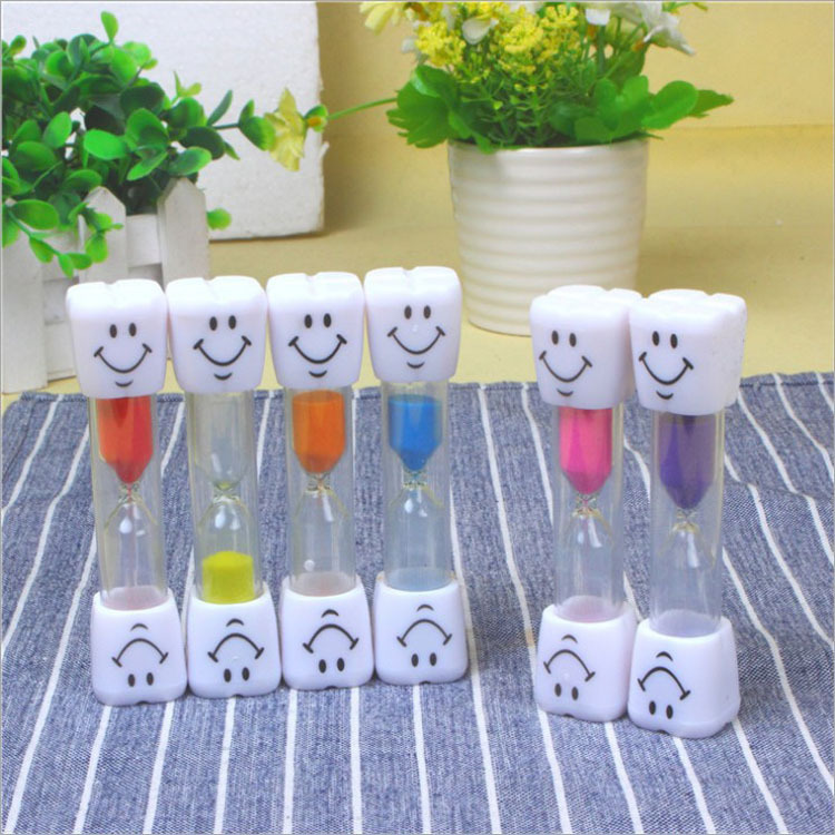 Cartoon smiley face time hourglass timer children's toys gifts creative hourglass plastic furniture ornaments crafts
