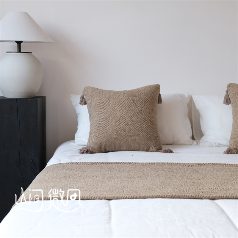 Wabi-Sabi Vintage Style Bed End Blanket, Bed End Towel, Blanket, Bed Towel, Cover Blanket, Bed Flag for Guesthouses, Hotels, Inns, Coffee Color, Brown