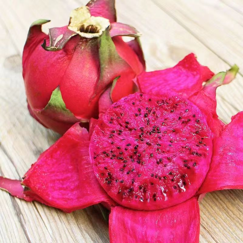 Guangxi Dragon Fruit Red Heart Whole Box Fresh Red Flesh Red Heart Dragon Fruit 5 Pounds 4kg Package Dropshipping