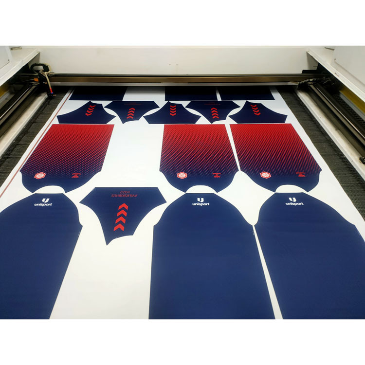 Laser Cutting Digital Printing of Sports Clothing Pieces, Laser Cutting and Printing of Luggage, Jerseys and Toy Fabrics