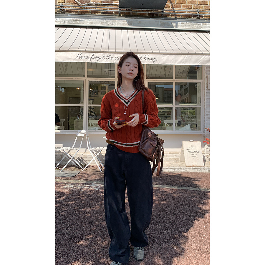 Helloooeat Wool Retro V Neck Preppy Style Contrast Sweater Autumn and Winter Loose Pullover Long-Sleeved Top