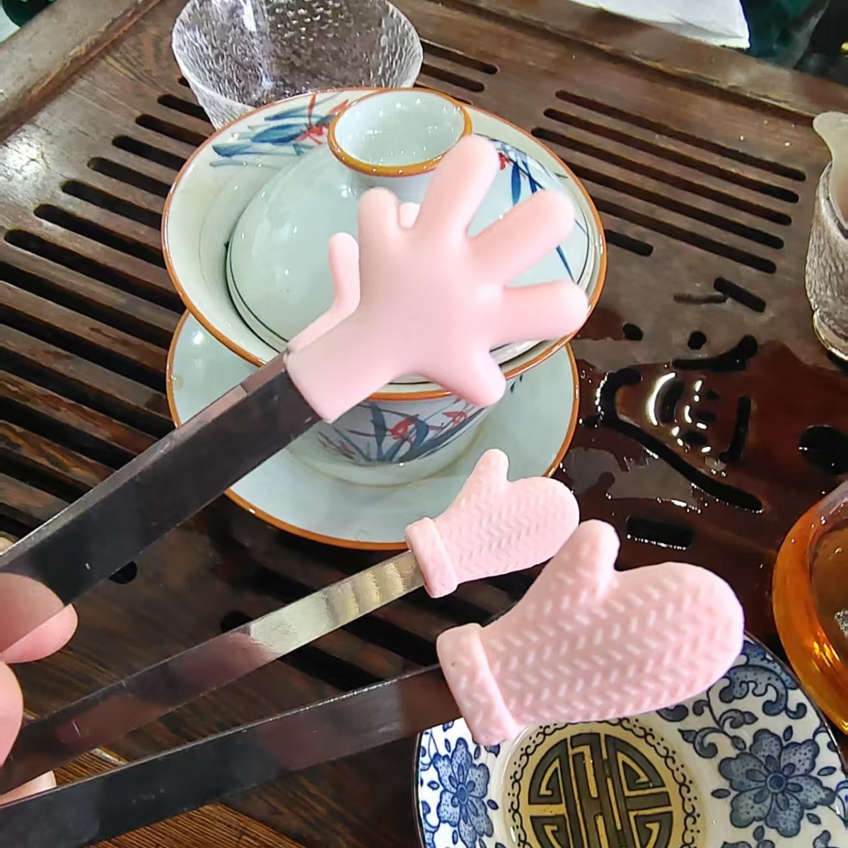 Food Clip Kitchen Silicone Ice Clip Creative Small Palm Mini Dessert Clip Sugar Clip Stainless Steel Food Clip