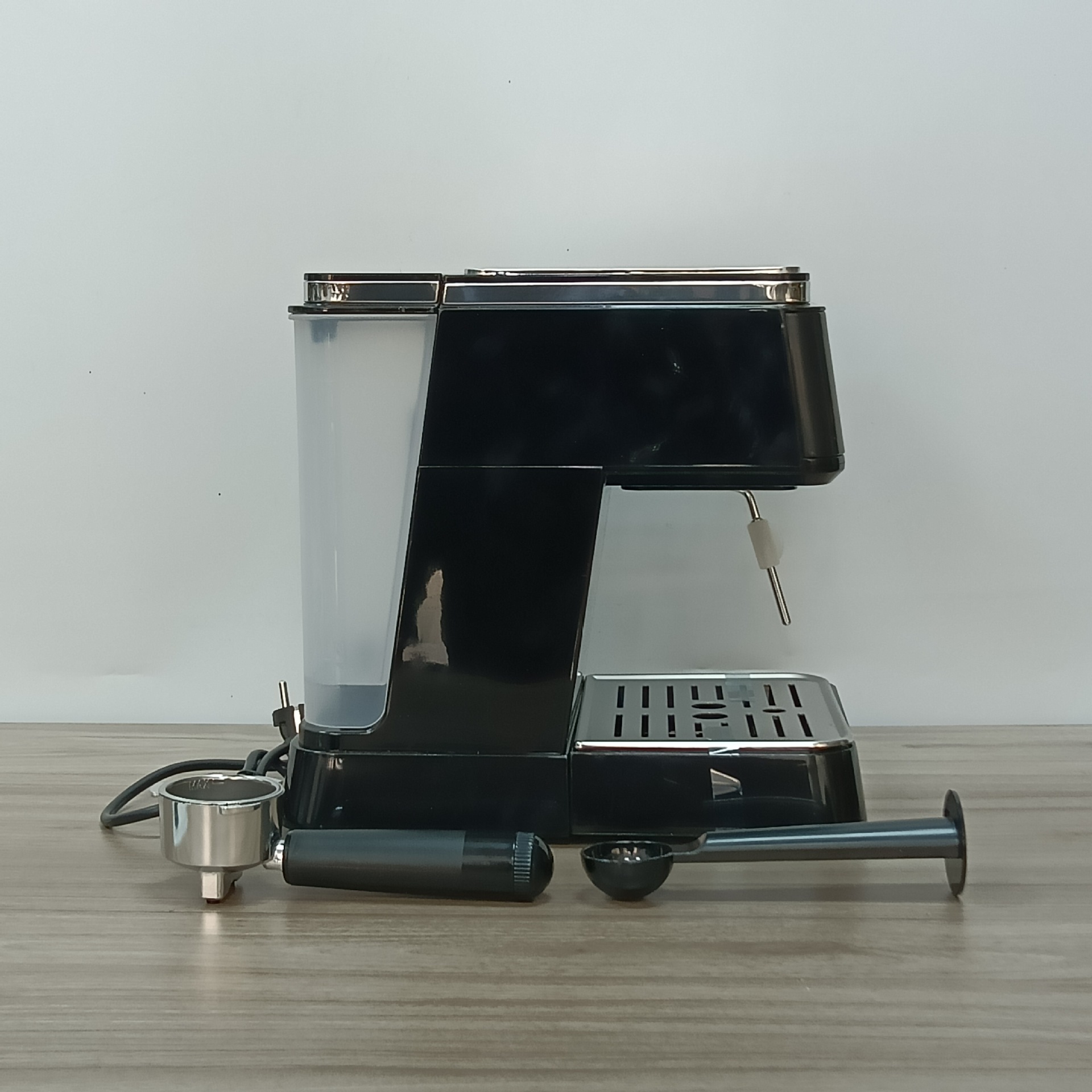 Cross-Border Dropshipping Coffee Machine Italian Coffee Machine 20Bar Household High-Pressure Extraction Concentrated Milk Foaming