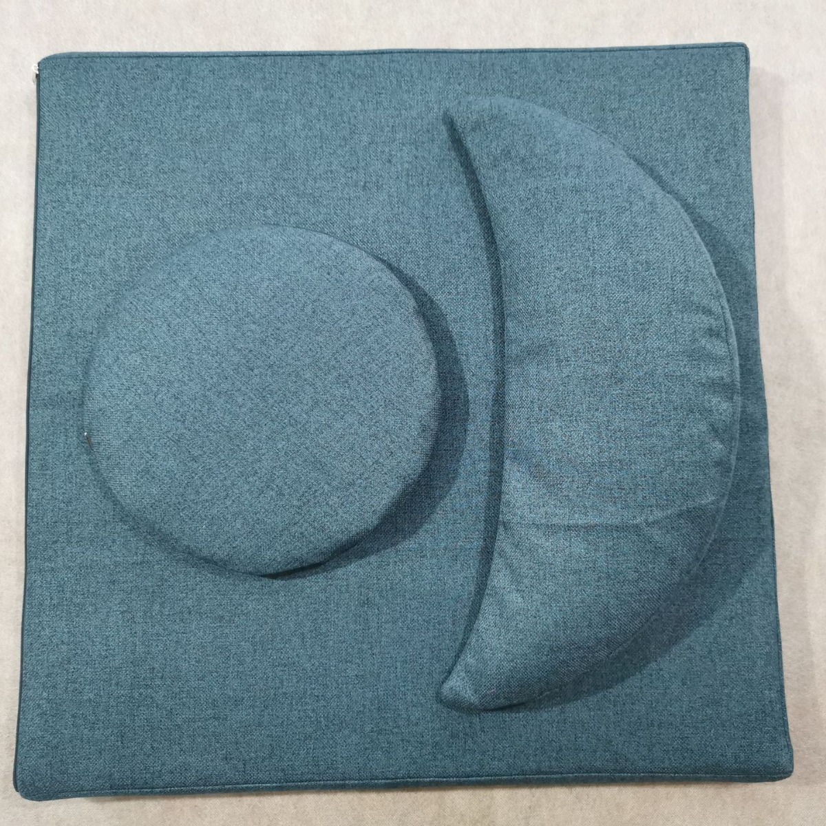 Customized Crescent Pillow Filled Buckwheat Shell Round Cushion High Elastic Brown High Elastic Cotton Crescent-Shaped Round Meditation Cushion