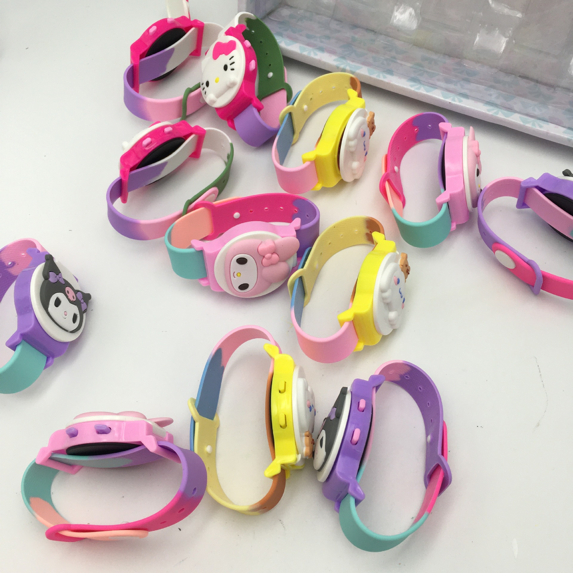 Anime sanliou silicone electronic watch loromi big ear dog Melita children's watch gift scratching machine watch