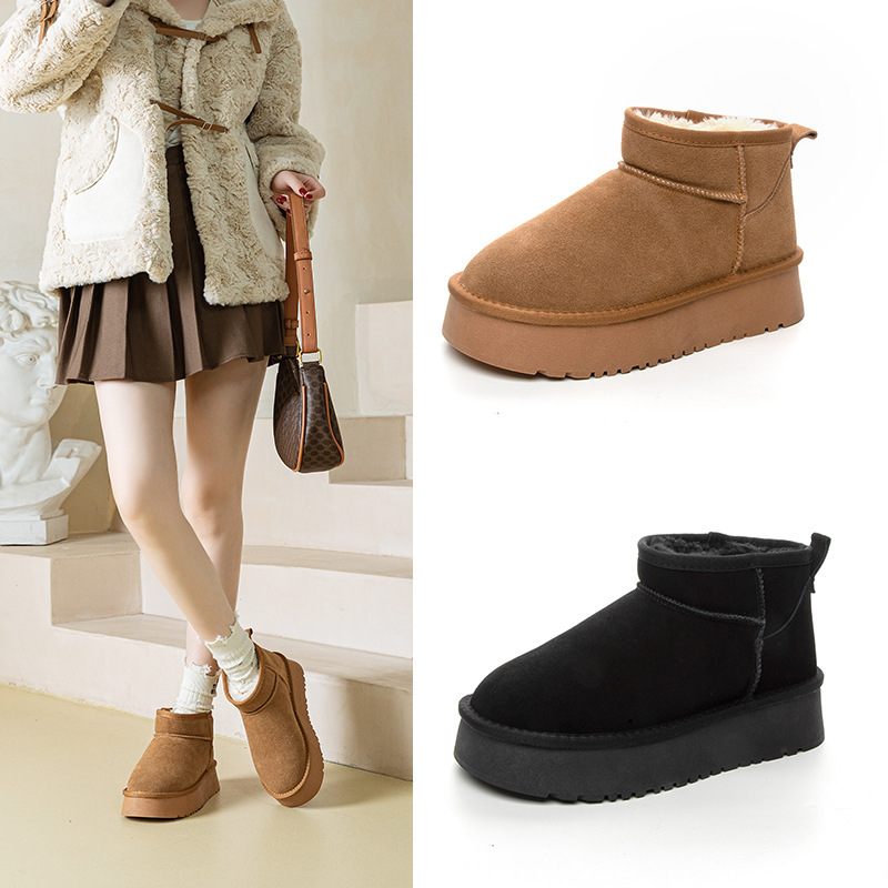 Женские снежные ботинки 2026 года, новый стиль, противоволоконные, с толстой подошвой, универсальные, теплые, короткие, кожаные