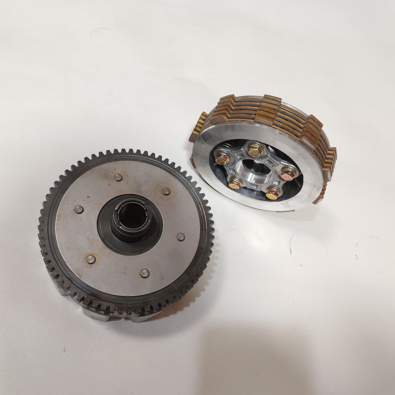 Suitable for Motorcycle Spare Parts Clutch Assembly Bajaj Pulsar 180 Ug 220 Avenger 150