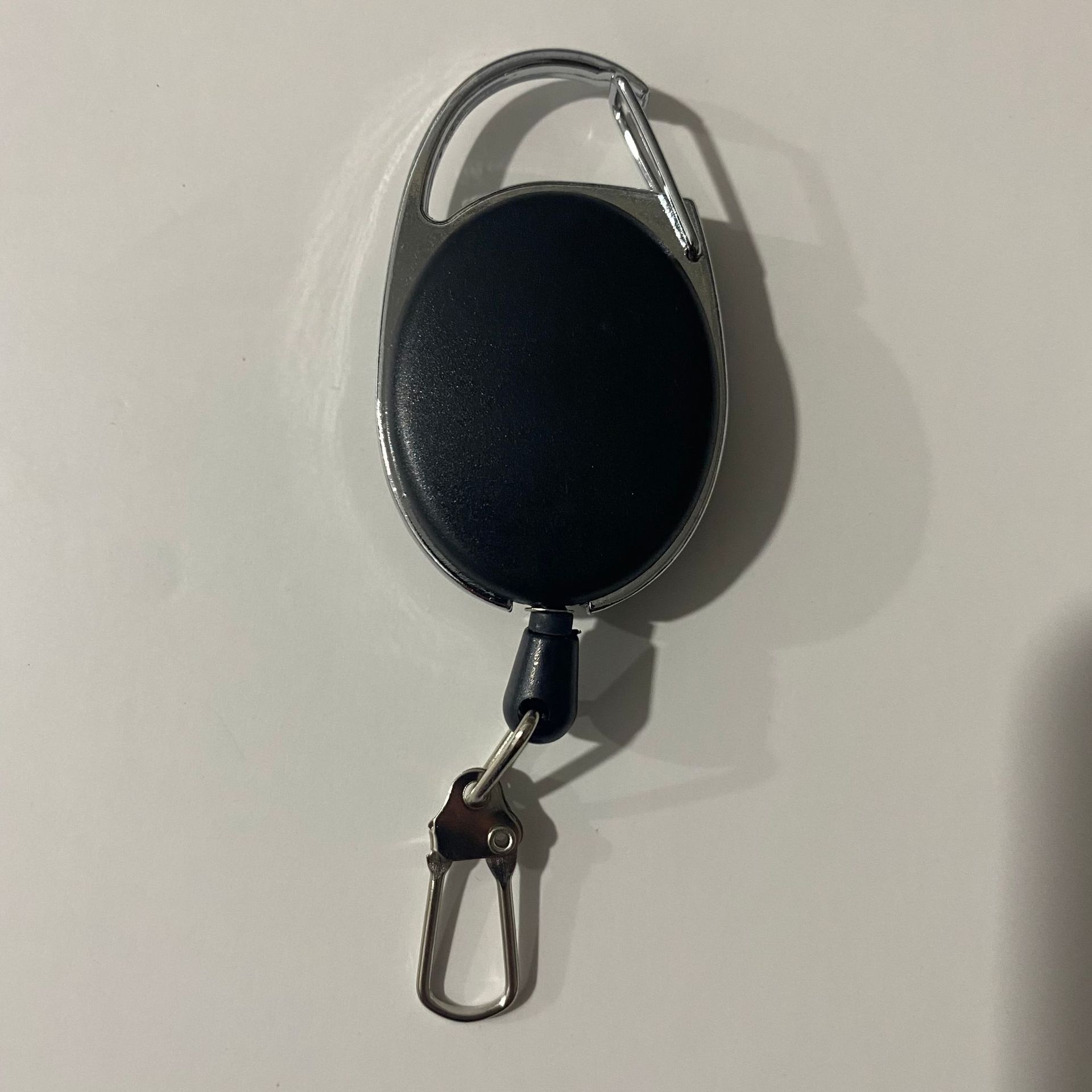 Easy pull buckle metal telescopic buckle zinc alloy easy pull keychain anti-lost certificate anti-lost Oval frosted wire puller