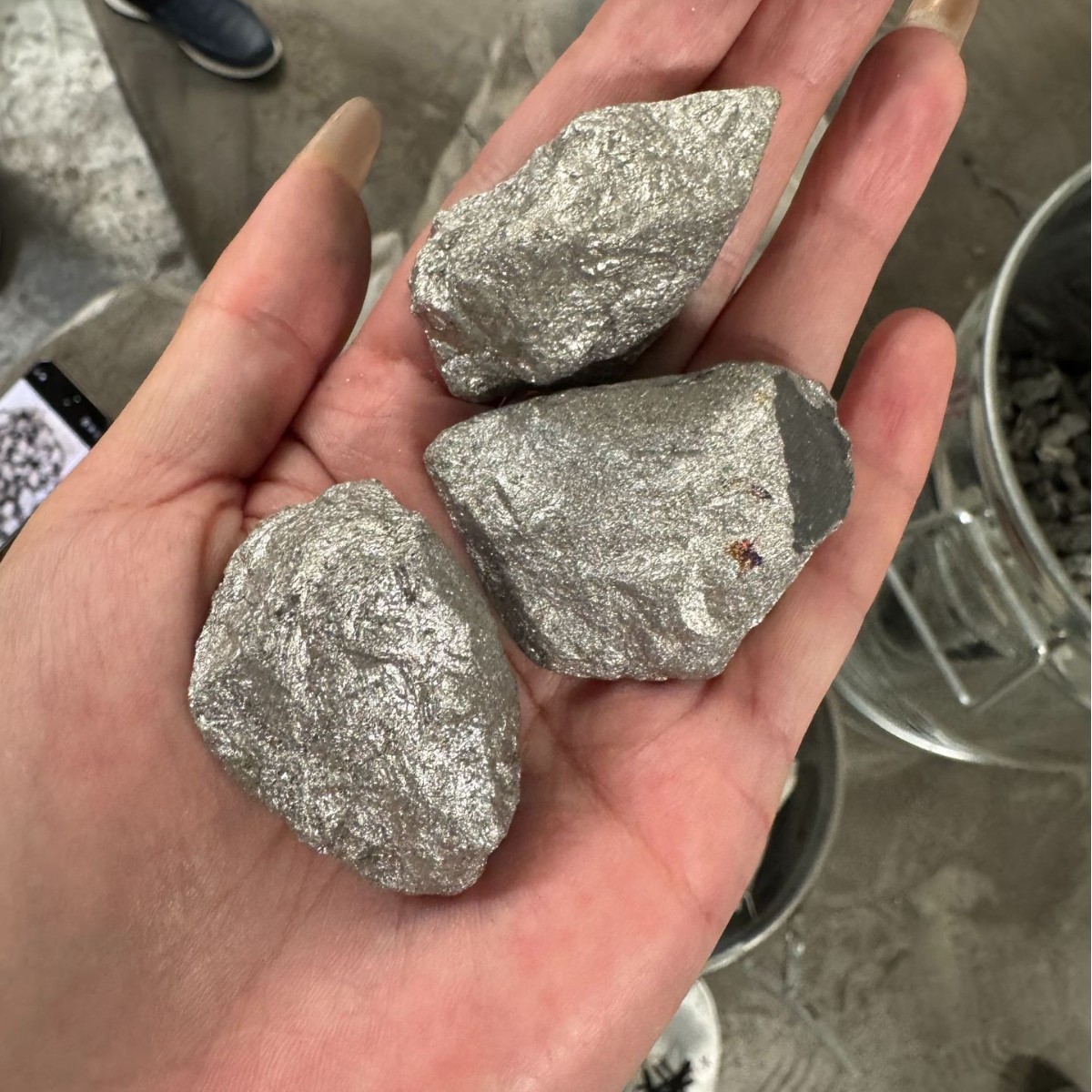 Феррониобий, поставки, спотовый, металлургический ниобий, железо с содержанием 65% для добавок в сплавы при производстве стали