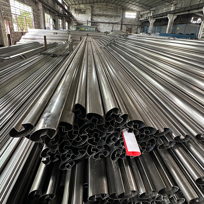 Factory Ready Stock 304 Stainless Steel Shaped Tubes 201 Stainless Steel Single-Slot Round Tubes for Stair Railings, Door Panels, and Glass Use