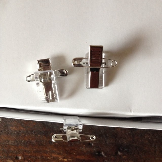 Glue Clip Metal Clip Certificate Clip Chest Clip Student Staff Brand Clip Lanyard Accessories Clip Double Pass