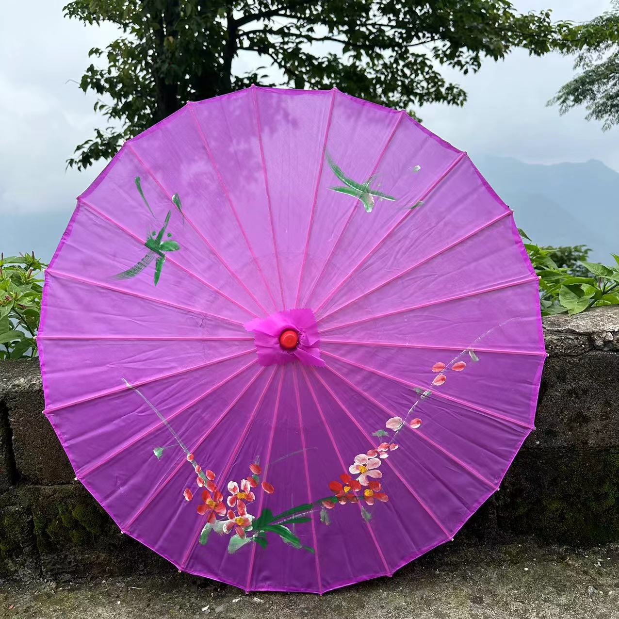 Wholesale craft umbrella dance umbrella costume umbrella cheongsam catwalk silk umbrella suspended ceiling decorative umbrella oilpaper umbrella diy