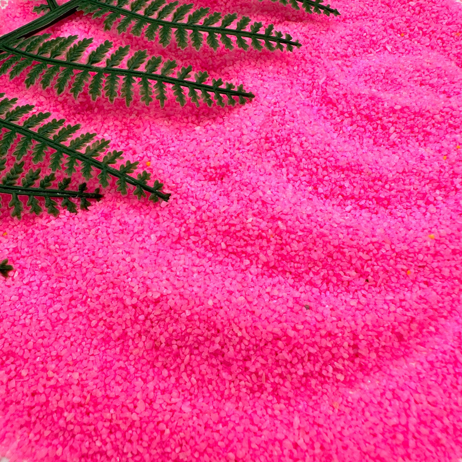 Internet-Famous Colored Sand for Children's Entertainment, Pink Artificial Beach Sand, Gold and Jade Sand in Various Colors, Available in Bags and Bottles