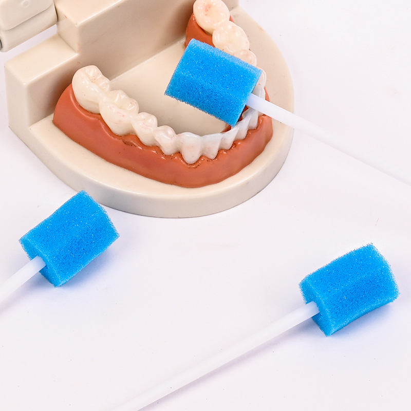 Disposable Cleaning Care Sponge Stick Oral Sponge Stick Wound Cleaning Sponge Brush Elderly Oral Care Stick