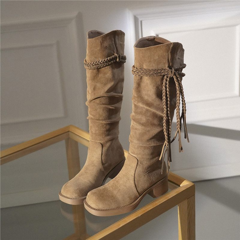 Ретро стиль ботинок с толстой подошвой для женщин, модные новые замшевые ботинки с кисточками и веревочной пряжкой