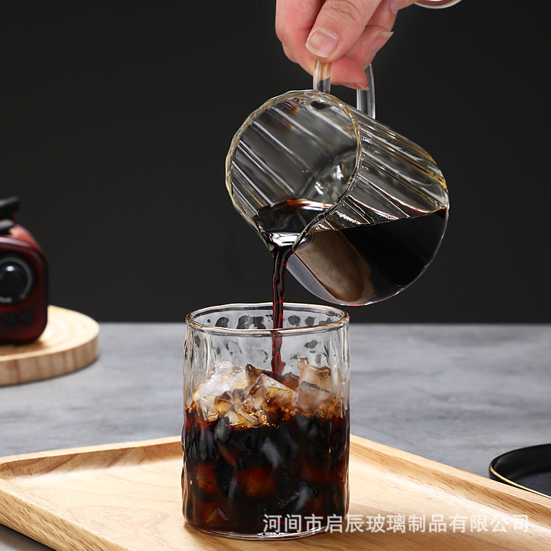 High Borosilicate Transparent Vertical Pattern Small Milk Pot Espresso Small Milk Pot with Handler Milk Pot Pointed Mouth Glass Mini Milk Pot