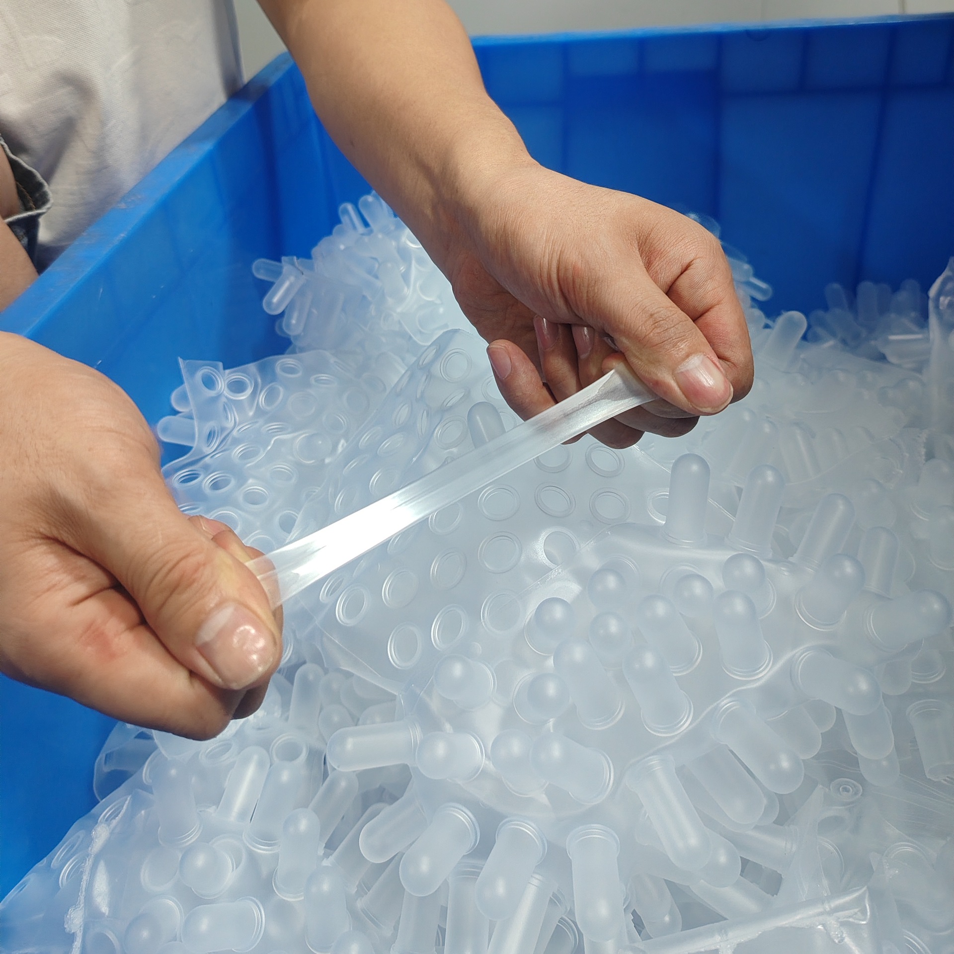 Wholesale Popular Grape Skin Jelly Liquid Silicone Transparent Cover Ball Skin Popping Jelly Popping Pudding Skin