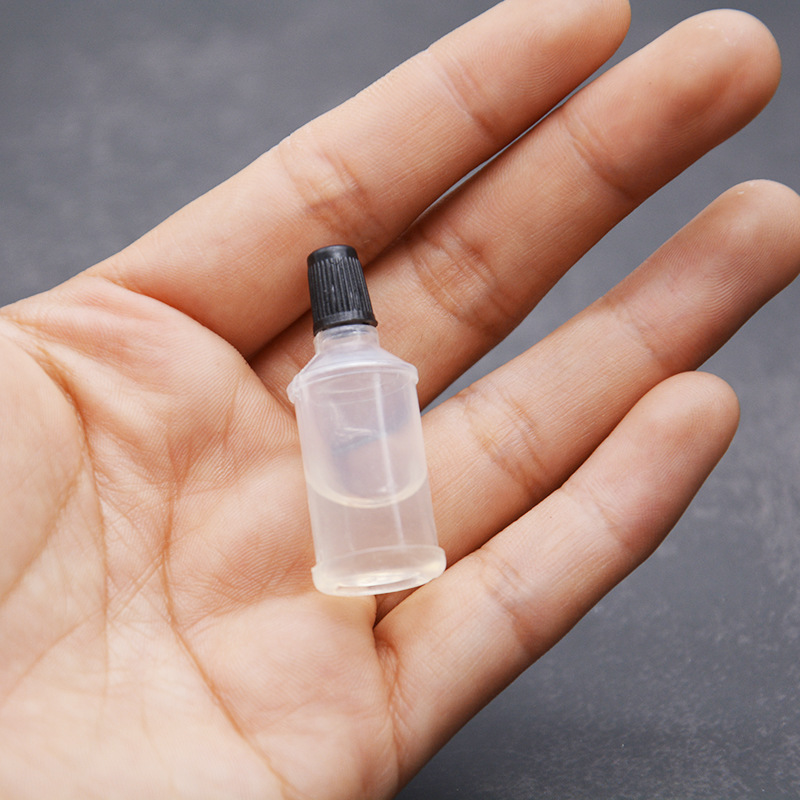 Hairdressing Scissors Oil, Sewing Machine Essential Oil, Plastic Bottle Essential Oil, Small Bottle, Hairdressing Products, Small Gifts Wholesale