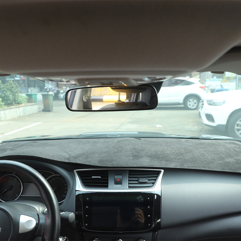 Directly Supplied from the Manufacturer, Heat-Insulating and Anti-Reflective Suede Dashboard Mat, High-Temperature Resistant and Light-Proof Mat, Silicone Anti-Slip Bottom Dust-Proof Mat