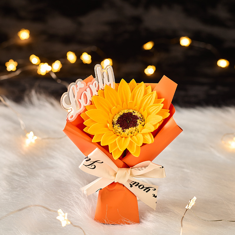 Graduation Season Souvenirs, Sunflowers, Gypsophila, Carnations, Dried Flowers, Immortal Flowers, Small Bouquets, Small Gifts, Wholesale