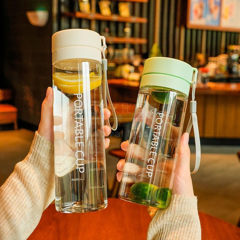 Стильная простая бутылка для воды, устойчивая к высоким температурам, летний спортивный стакан, простой и удобный, пластиковый, большой объем