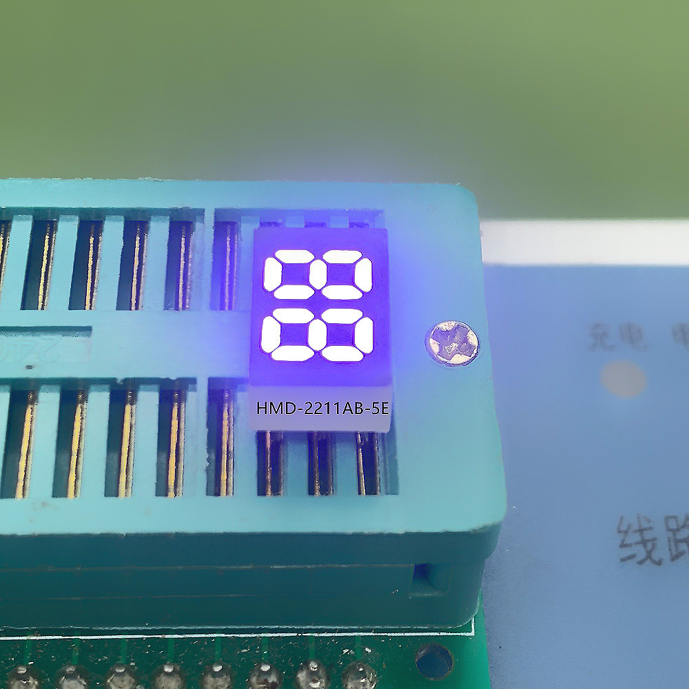 Manufacturers supply two LED toy display white light digital tube hand warmer Power Bank double row digital screen