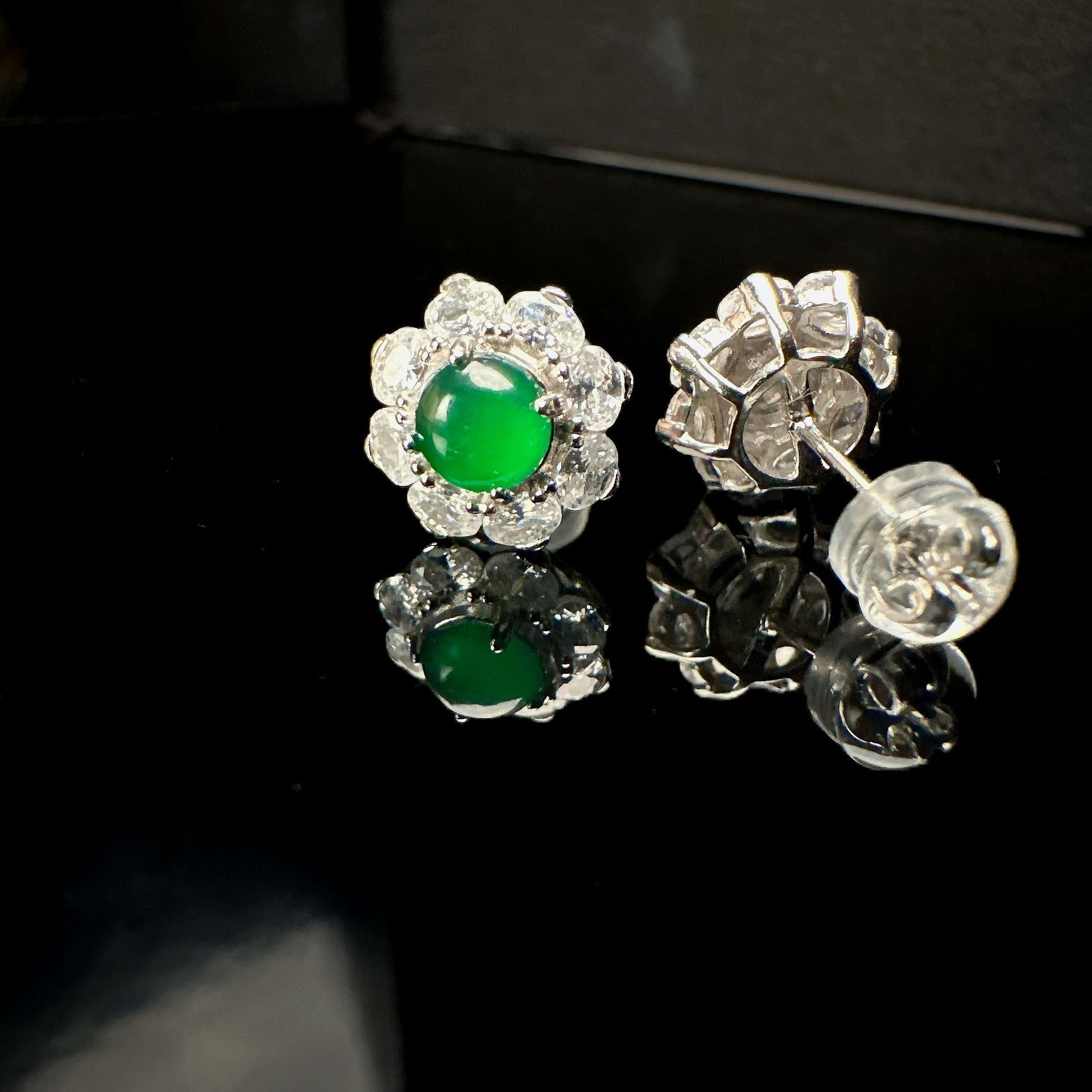 Guatemalan Natural Jade Card 5mm Earrings S925 Sterling Silver Inlaid with Flowers Full of Diamonds Accessible Luxury Versatile Earrings