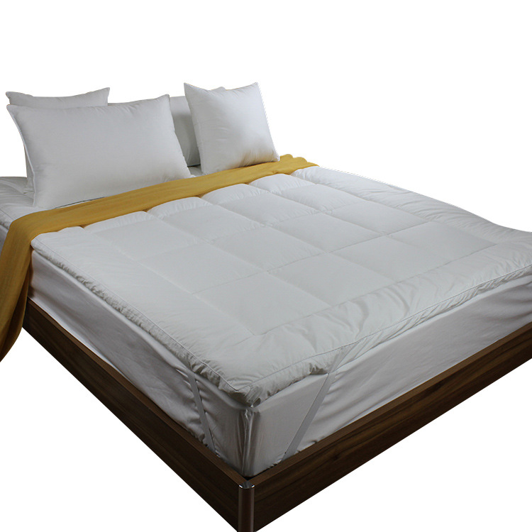 Hotel hotel bed bedding protection pad padded mattress feather velvet bed pad manufacturers wholesale