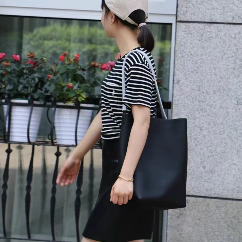 Genuine Leather Large-Capacity Bucket Bag for Women 2025 New Style This Year's Popular First-Layer Cowhide Niche Shoulder Bag Commuter Bag for Women