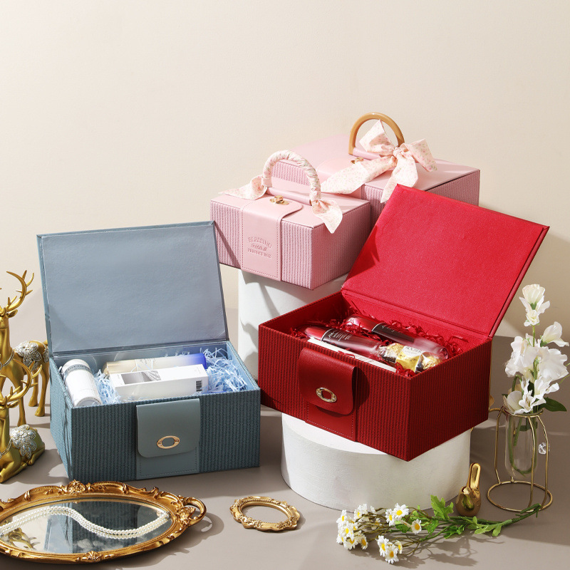 Leather Light Luxury Portable Cosmetic Case High-end Best Man and Bridesmaid Accompanying Gift Box Birthday Gift Box Wedding Return Gift Empty Box